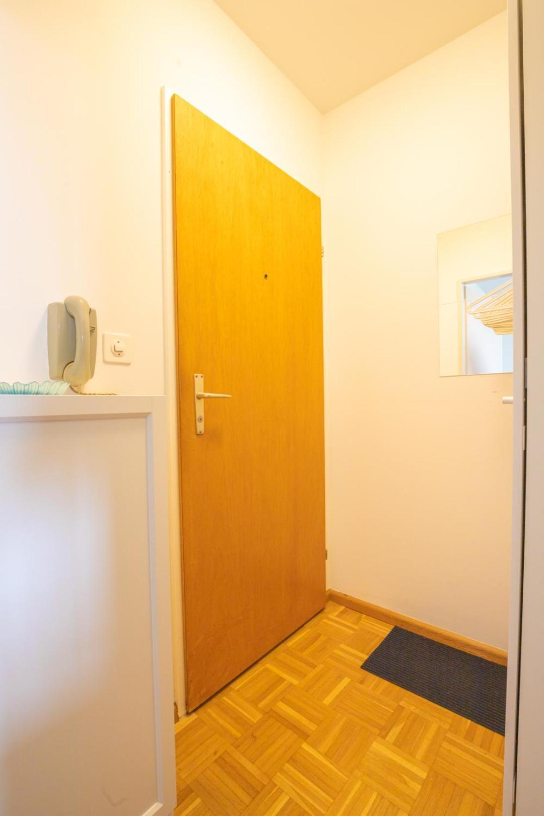 Special Blue Tiger Apartment Basel, Messe Kleinbasel 10-Star Kültér fotó